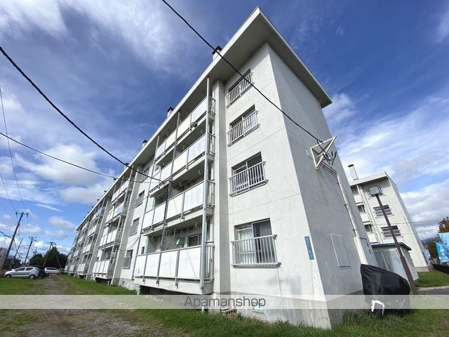 ビレッジハウス函館1号棟の外観写真