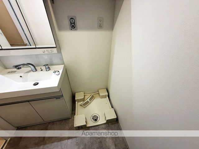 SHINING江坂離宮の内装写真