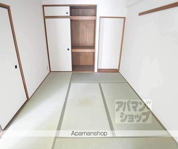 クレセントKYKの内装写真