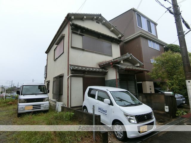 春日東町2丁目貸家の外観写真