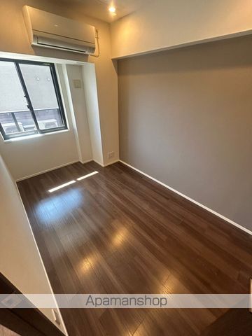 ザ・パークハビオ新御徒町の内装写真