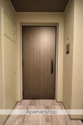 ラクラス四谷[1LDK/35.52m2]の玄関
