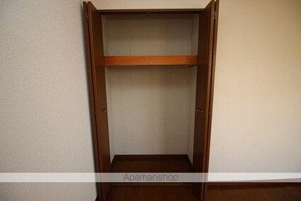 ボーヌ・ヴィラージュ[1LDK/45.25m2]の収納