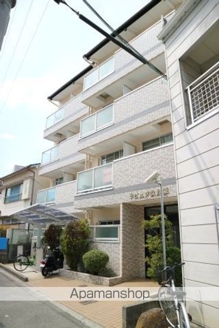ラピュタ牧野阪の外観写真
