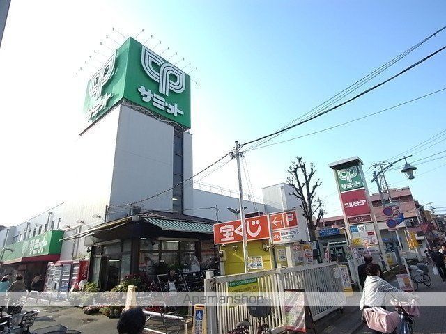 エスカリエ・ルージュの周辺写真