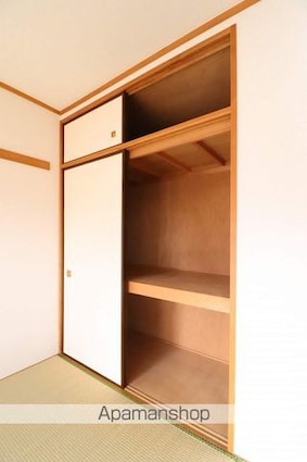 フォレスト小松[2DK/47.56m2]の収納