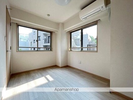 ＣＩＴＹ　ＳＰＩＲＥ　若松町[1LDK/39.65m2]のリビング・居間3