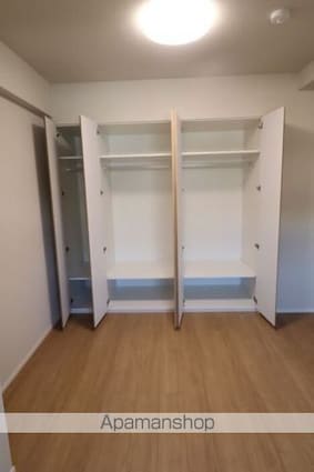 サンジョイアゼロ[2LDK/74.7m2]の収納