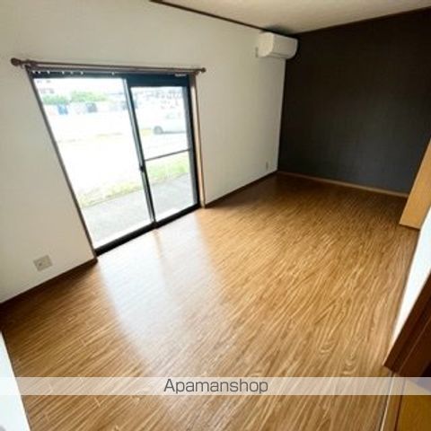 マッシヴハウスの内装写真