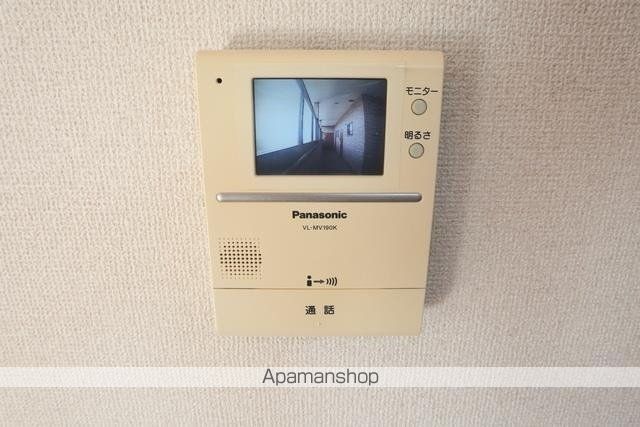 アヴァンセ栗生の内装写真