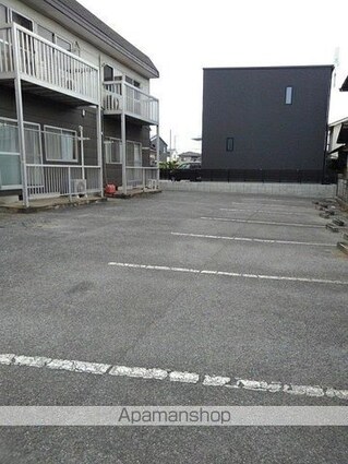 シティハイツ田辺[2DK/32.27m2]の駐車場