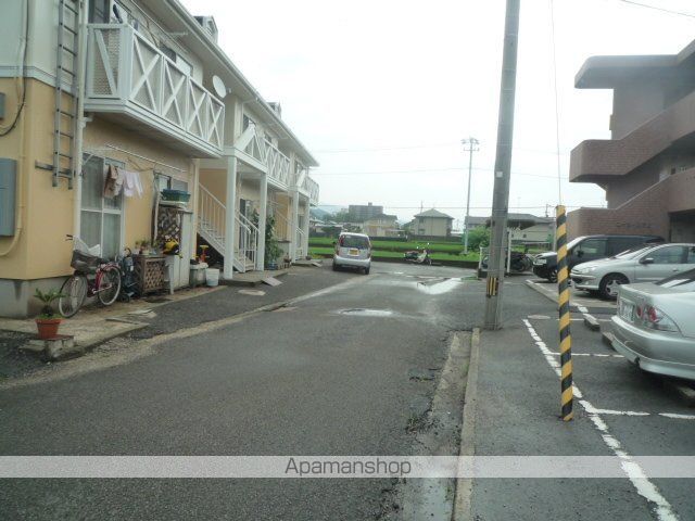 フレグランス乃万の外観写真