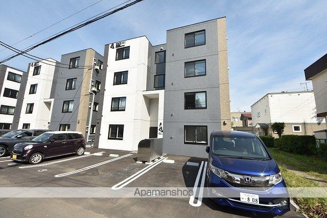 8 3W2 HACHI SANWESTNYの外観写真
