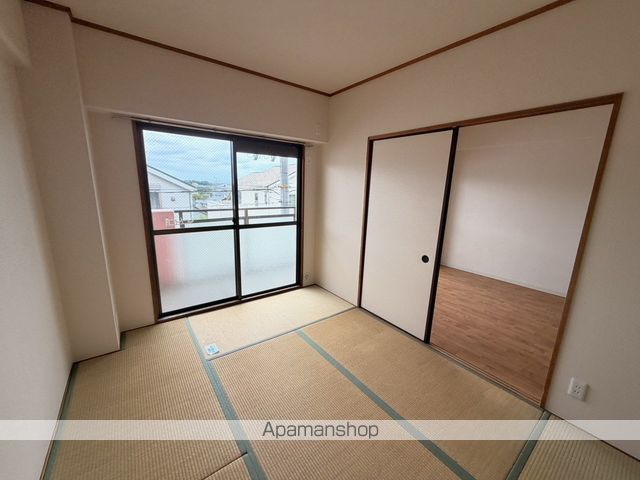 ヴィラージュ私市の内装写真