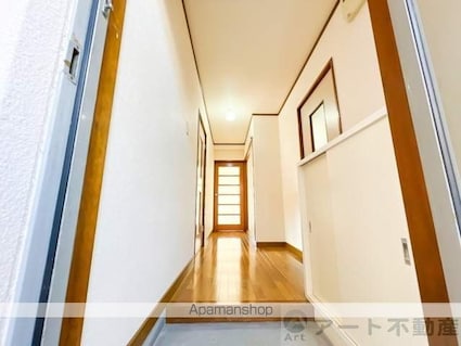 インペリアル土居田南[3LDK/67.5m2]の玄関