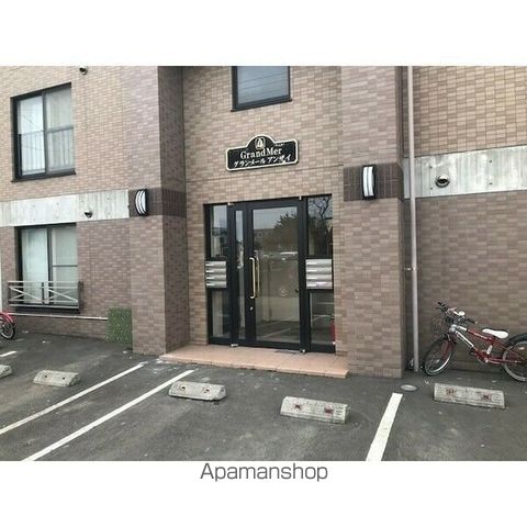 グランメールアンザイの玄関写真