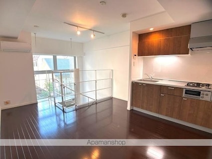 ＶＩＡ　ＬＡＴＴＥＡ志村[1DK/45.75m2]のリビング・居間2