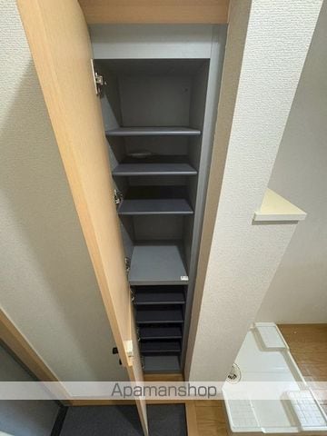 ドゥシャトレの内装写真