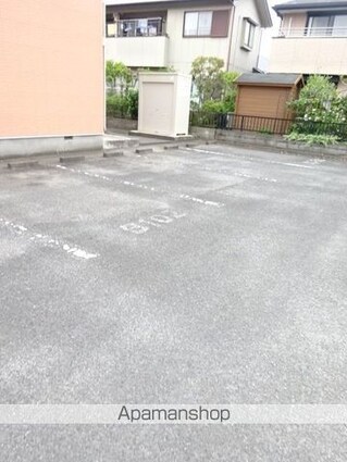 茨城県鹿嶋市旭ケ丘２丁目[2DK/46.13m2]の駐車場3