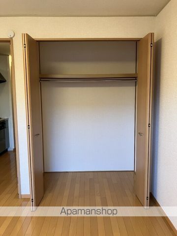 アルテナードMの内装写真