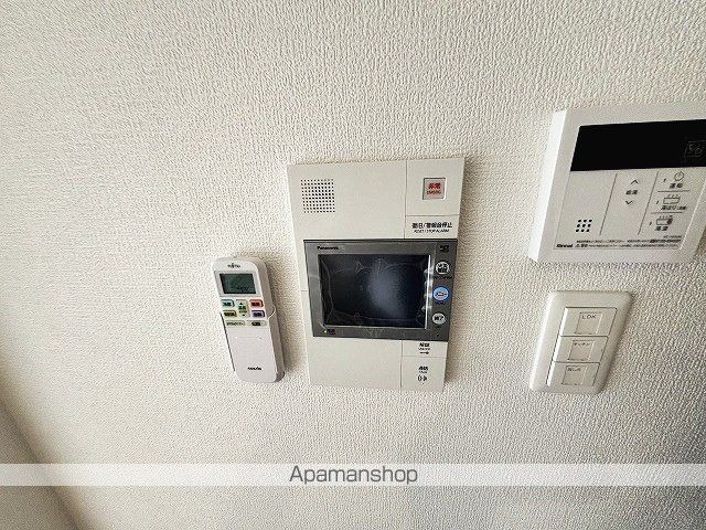 セレニテ江坂グランデの内装写真