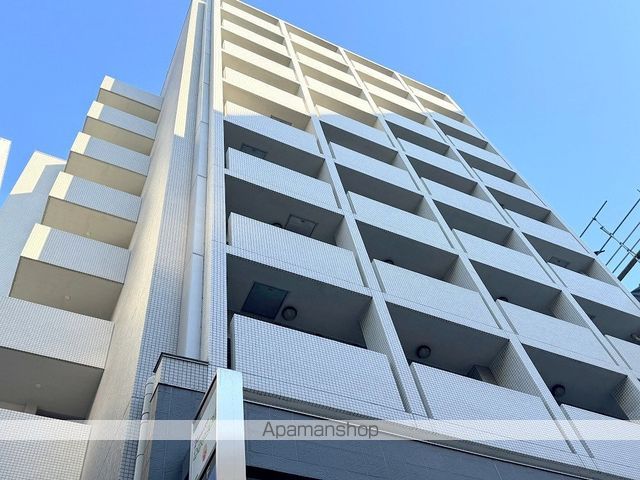 ディオレクレスト東心斎橋の外観写真