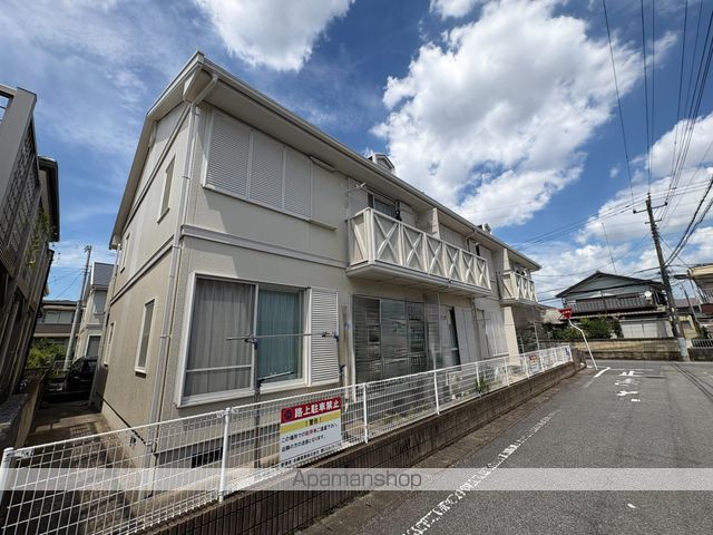 イーストファイブ B