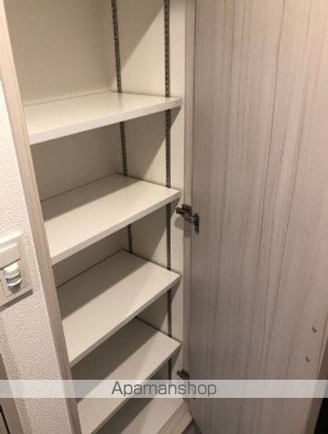 エストゥルース武蔵小杉の内装写真