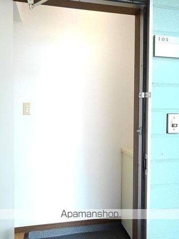 TK252Aの内装写真