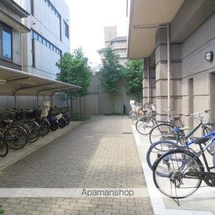 サーパスシティ栗林[2LDK/68.31m2]の共用部4