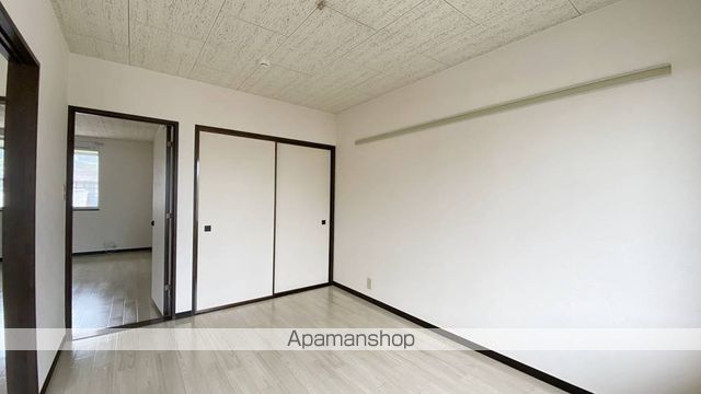 クレセント松新の内装写真