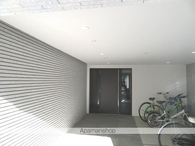ブランシャールSH大通の玄関写真