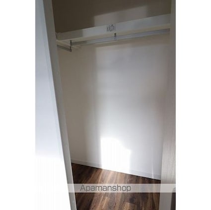 ウェルスクエアイズム上北沢[2LDK/41.48m2]の収納