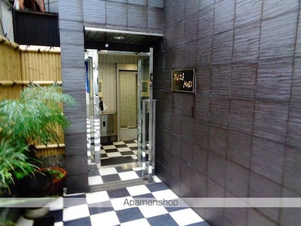 フォレスト　ＭＯＲＩ（モリ[1K/25.13m2]のエントランス2