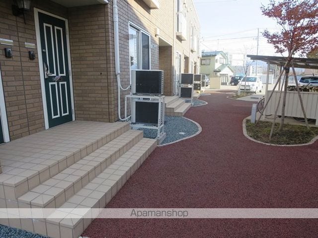 グランモア桜川の玄関写真