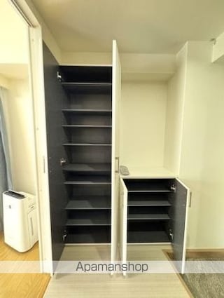 アルファコンフォート高松[1K/30.25m2]の玄関