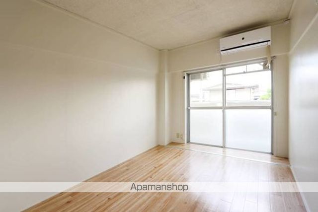 ビレッジハウス高屋1号棟の内装写真