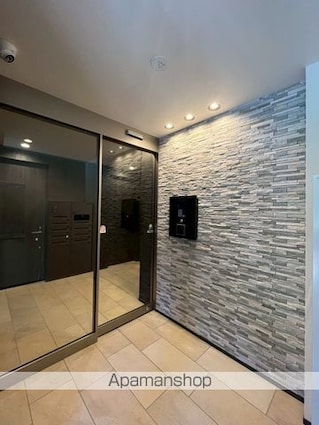 スプリングス八王子ヘーベルメゾン[2LDK/60.47m2]のエントランス