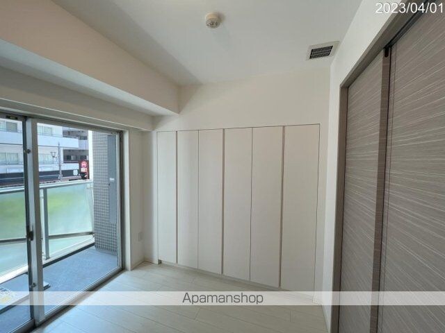 ライオンズアイル赤坂[1DK/30.22m2]のリビング・居間2