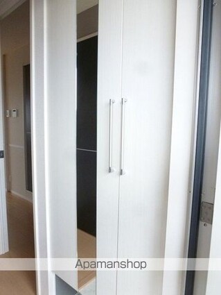 アーバンロック[1LDK/33.39m2]の玄関