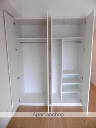 ドゥーエ南麻布[1R/31.18m2]の収納