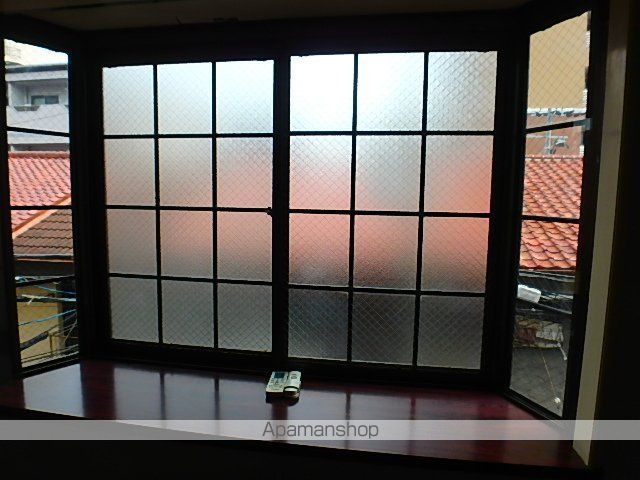 栄ロイヤルマンションの内装写真