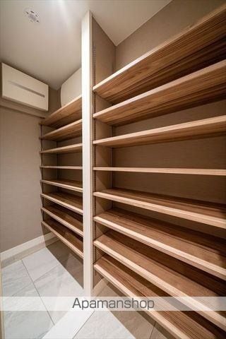 RLIV KUSAGAEの内装写真