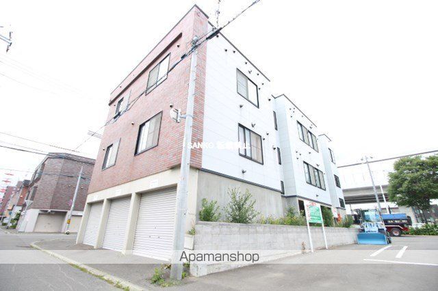GATE33の外観写真