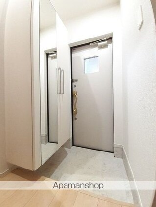ボヌール三軒茶屋[1LDK/40.02m2]の玄関