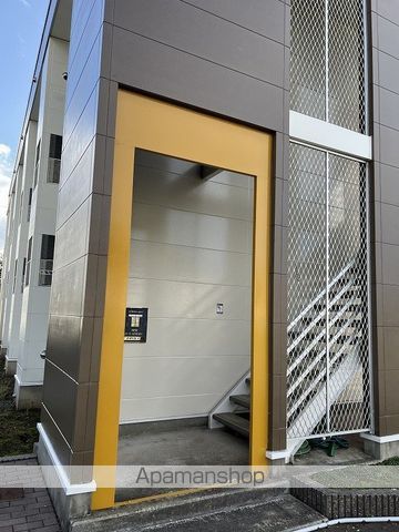 レオパレスPRIMALの玄関写真