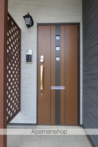 プティットフルールIIの玄関写真