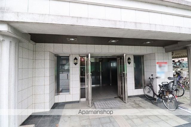ラポート小林の玄関写真