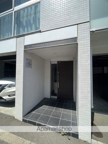 プレミアシティ元町の玄関写真