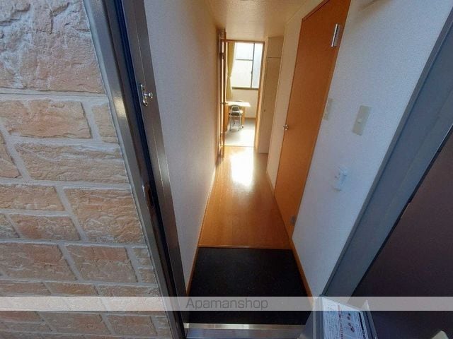 レオパレスけやき[1K/20.28m2]の玄関
